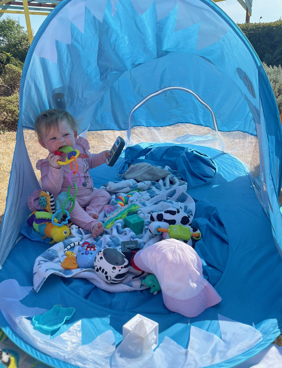 Baby sun shade tent Red Kite Days